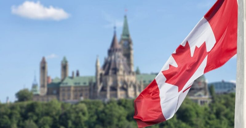 Fully vaccinated tourists can enter Canada starting today